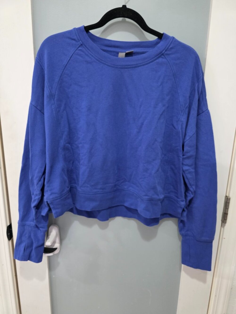 Sweaty Betty Blue Cropped Sweatshirt‎ Women’s XL Thumb Holes Athleisure